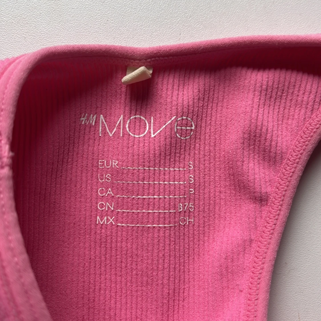 Rosa ribbad linnetopp H&M Move S - 2