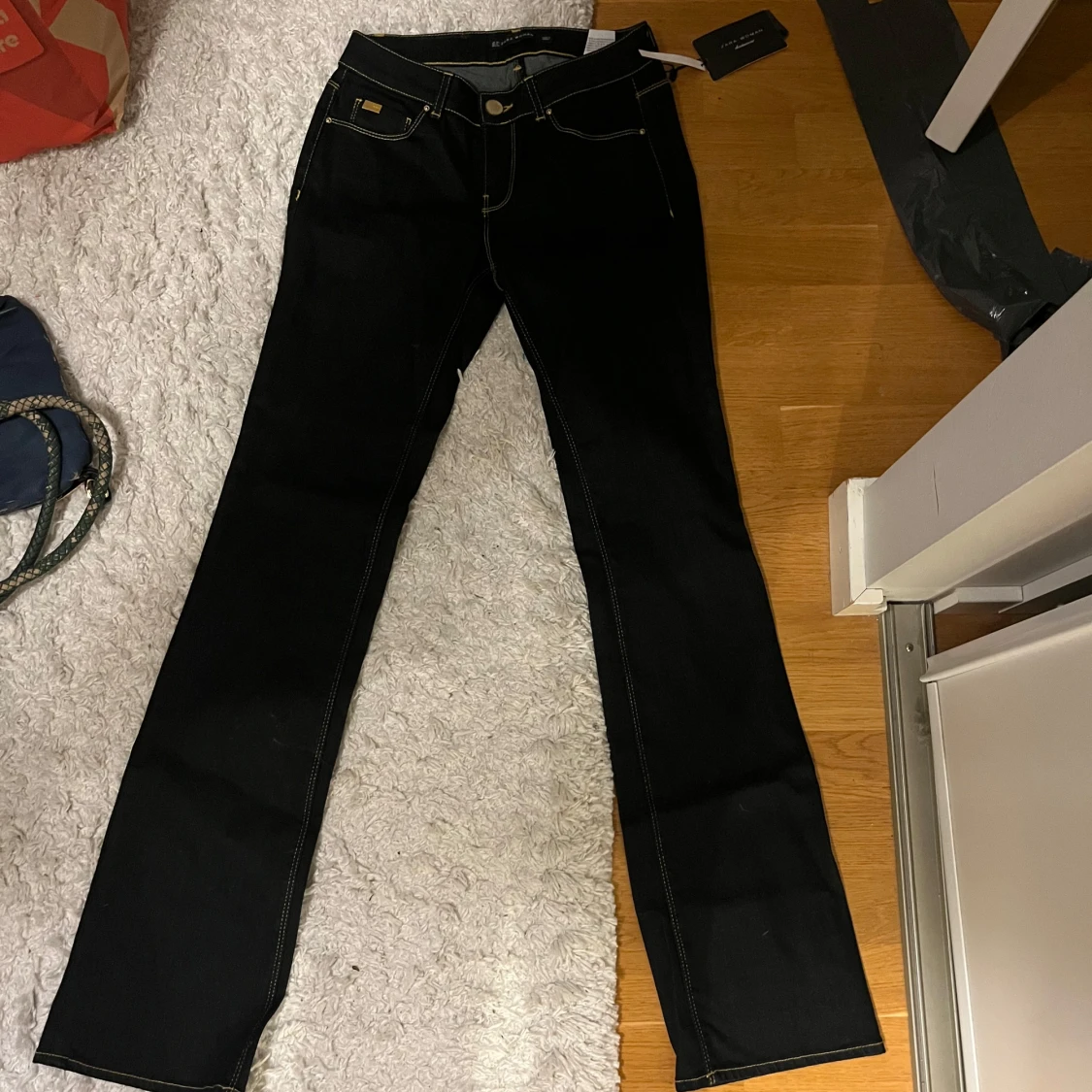 Mörkblåa jeans från Zara Woman