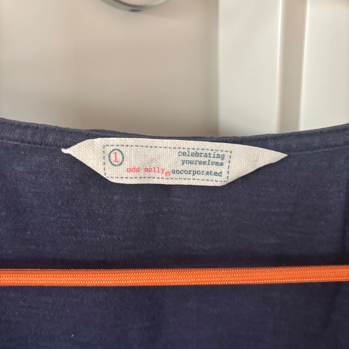 Mörkblå blus från Odd Molly - 2