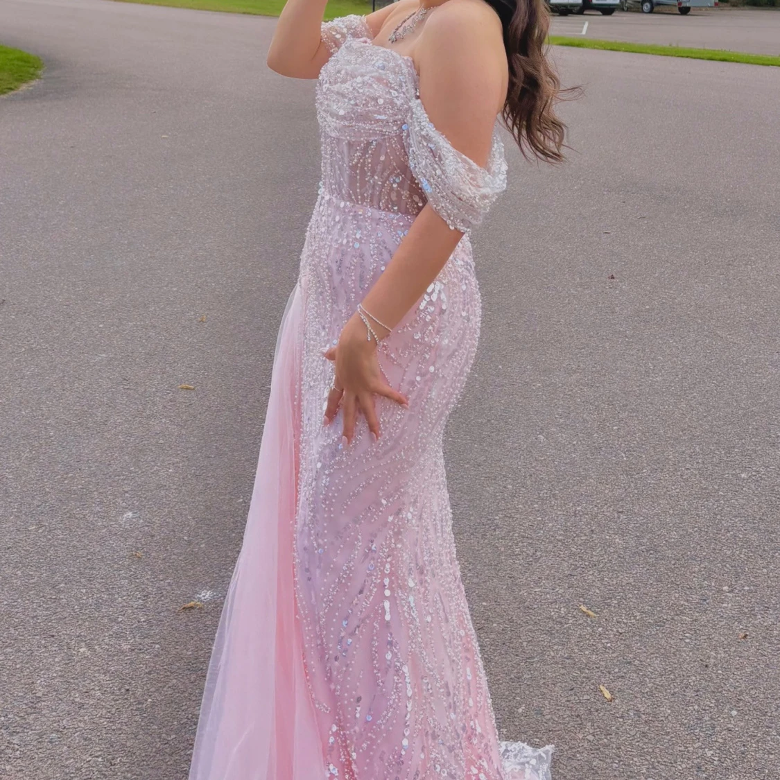 Ljusrosa glittrig balklänning - 1