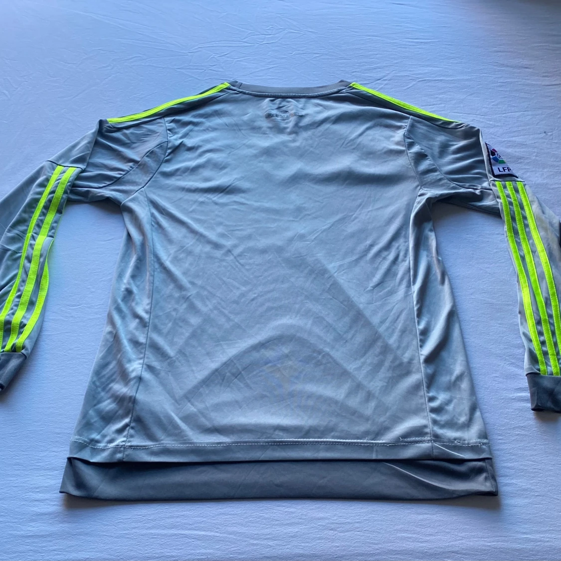 Grå långärmad Real Madrid Adidas tröja - 2
