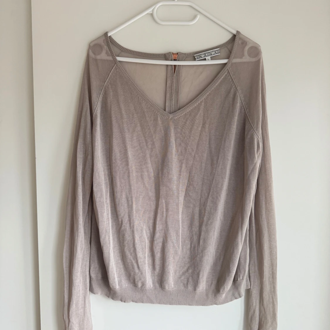 Beige tröja från Dagmar - 1