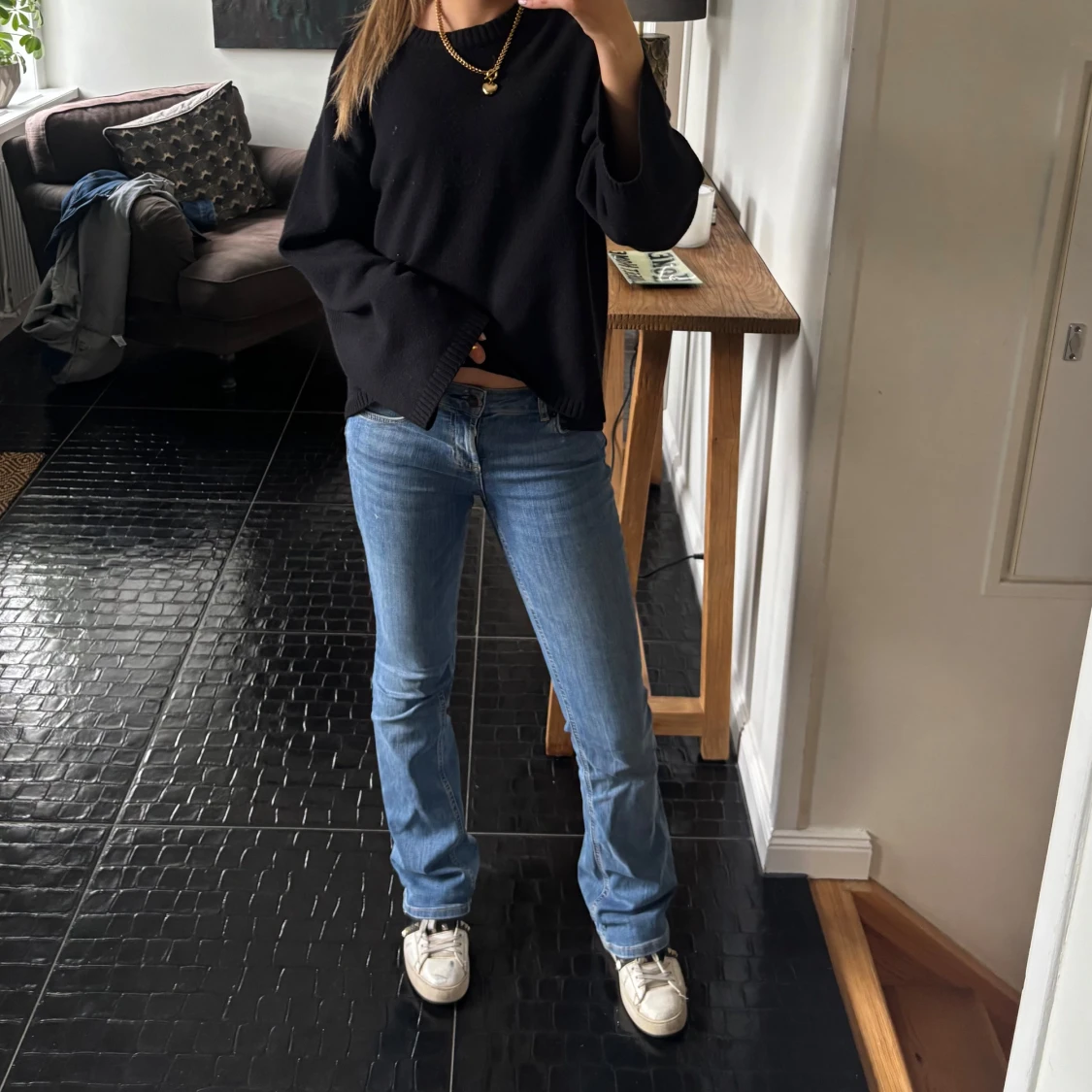 Blå lågmidjade jeans med bootcut