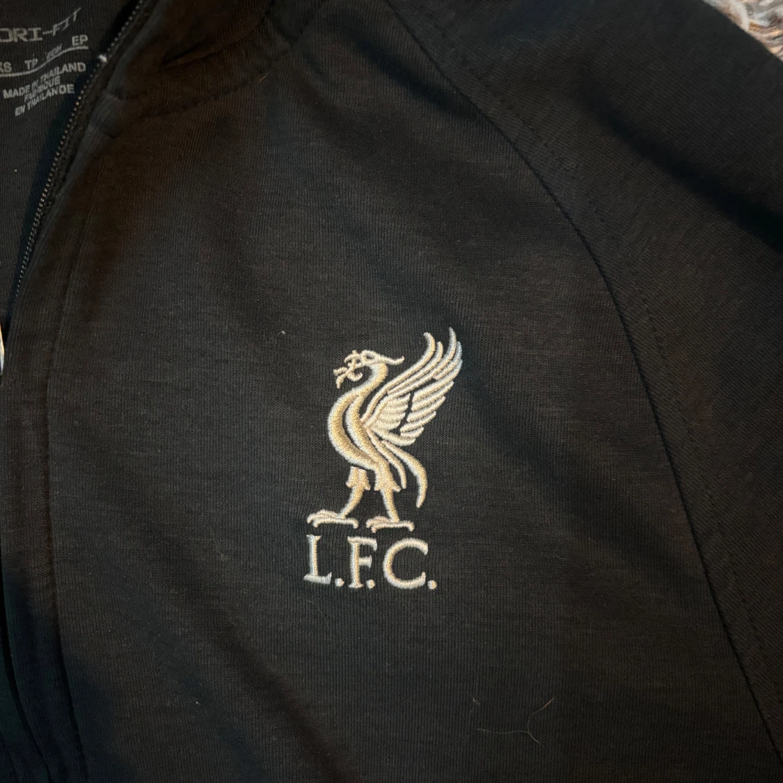 Svart hoodie från Nike med L.F.C. logga - 2