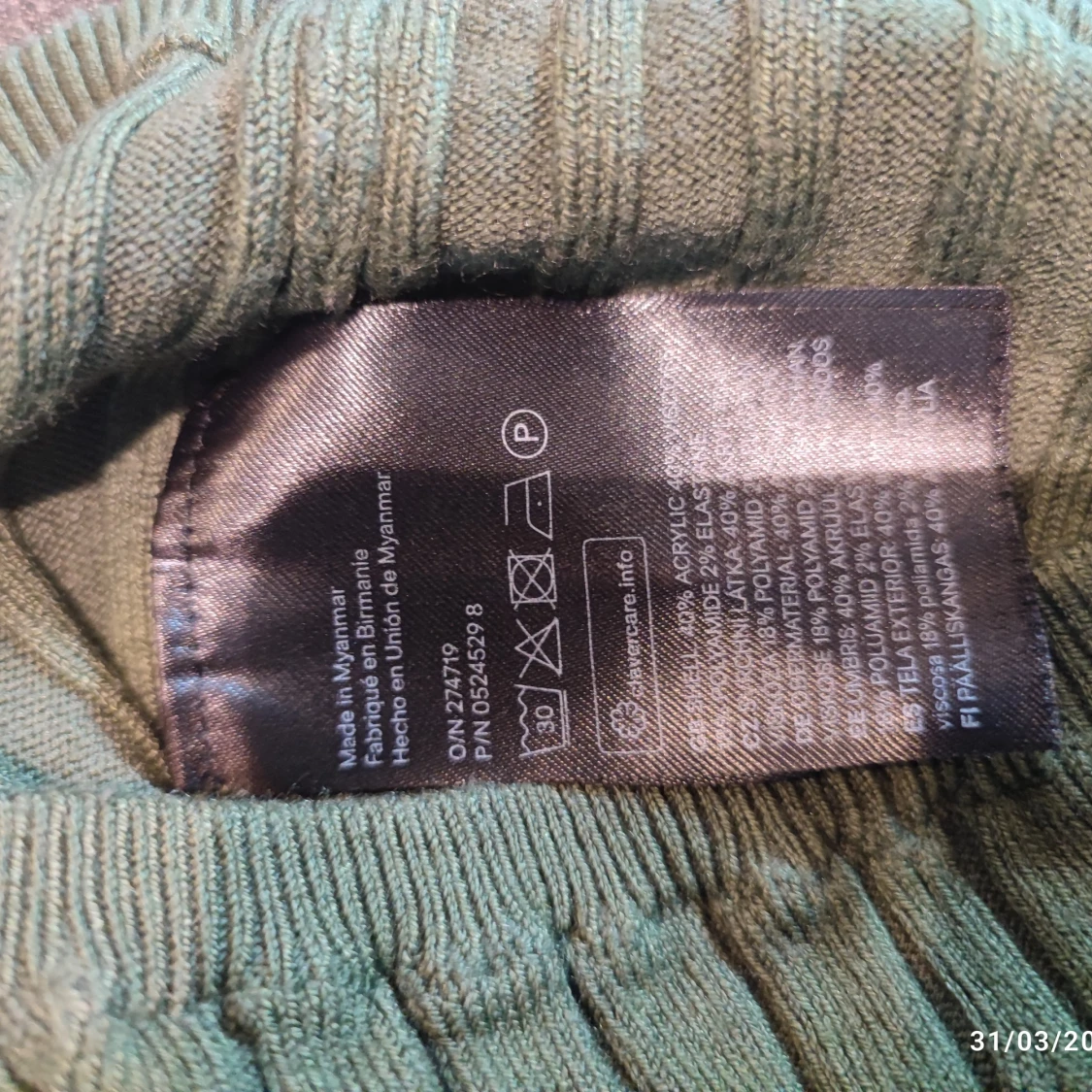 Olivgrön ribbad linnetopp från Divided storlek xs - 3