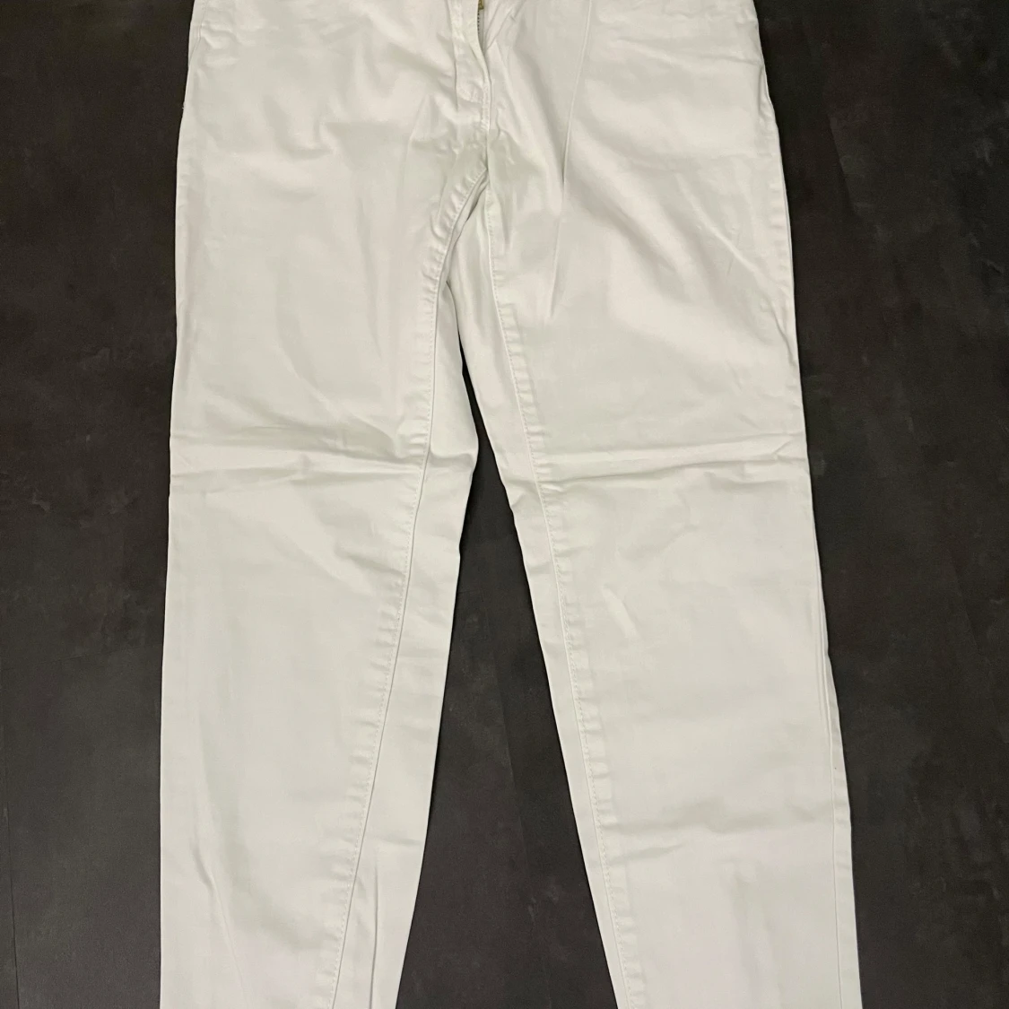 Vita jeans från H&M - 2