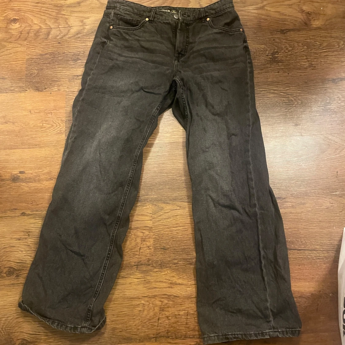 Svarta baggy denimbyxor