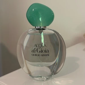 Acqua di Gioia parfym - En fräsch parfym: Acqua di Gioia från Giorgio Armani 🥰Aldrig använd! 