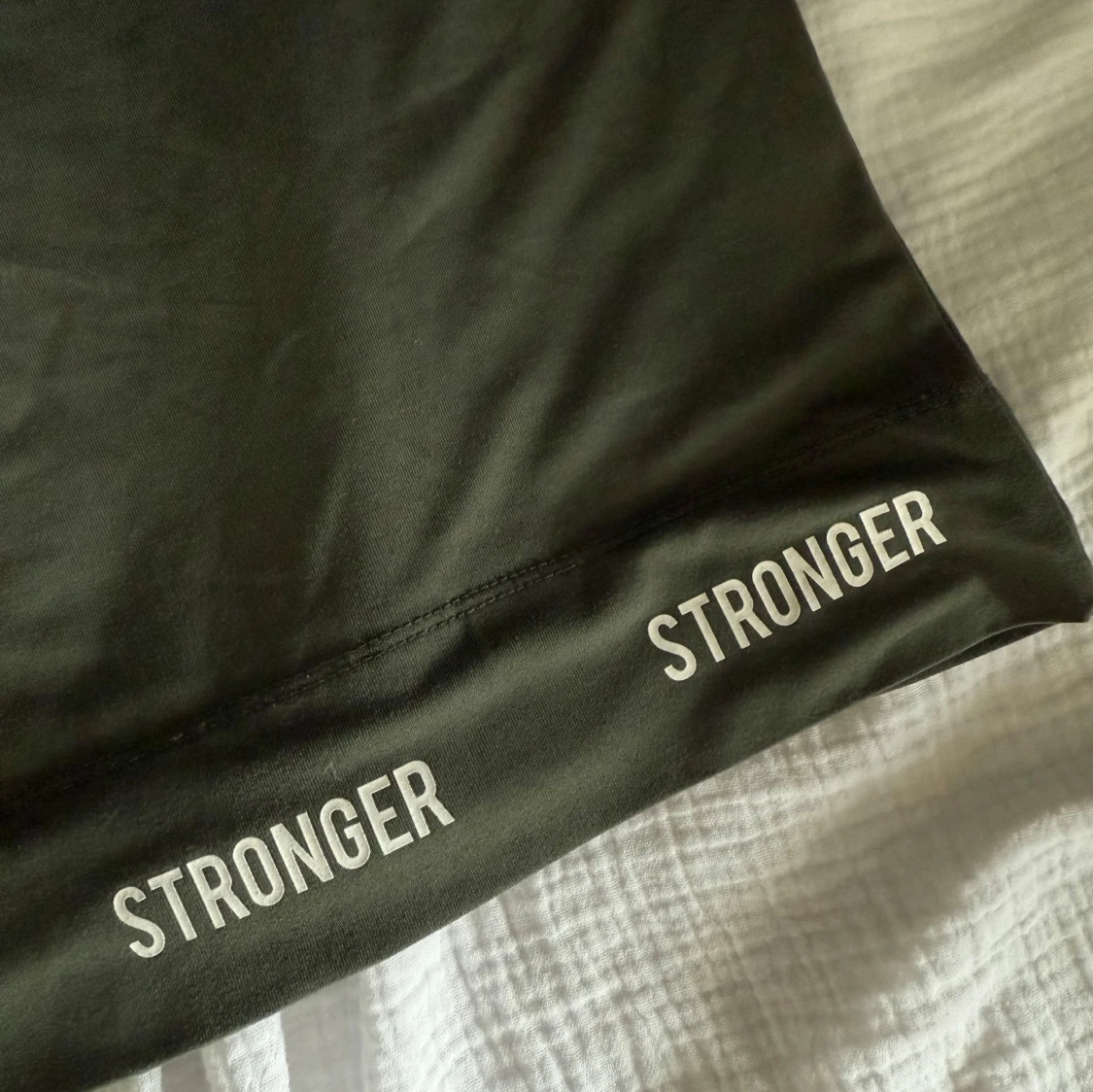 Tränings tröja Stronger - 2