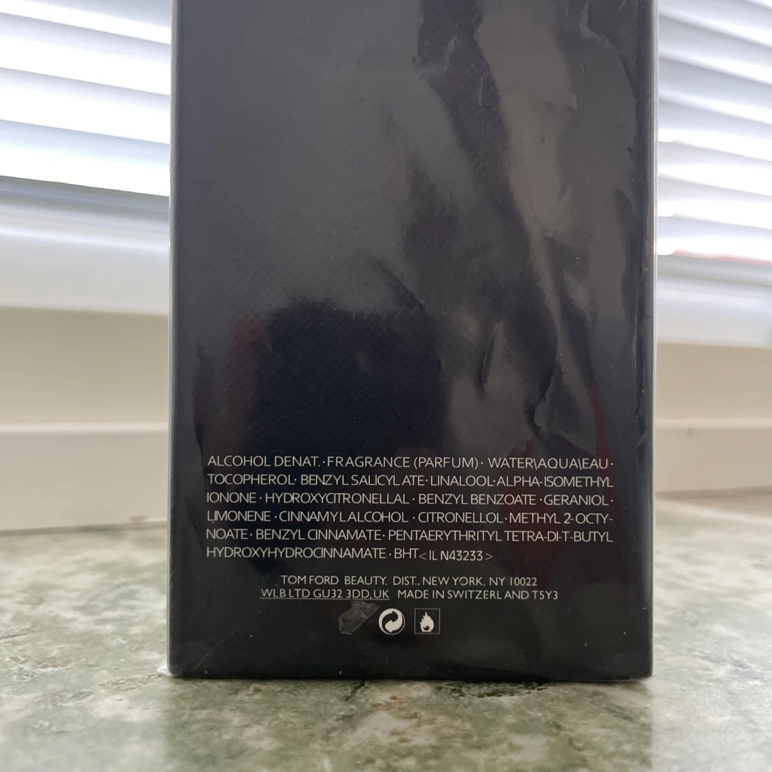 Tom Ford Ombre Leather: Djärv, sensuell läderdoft med kryddor och blommor. Sofistikerad och självsäker. - 2