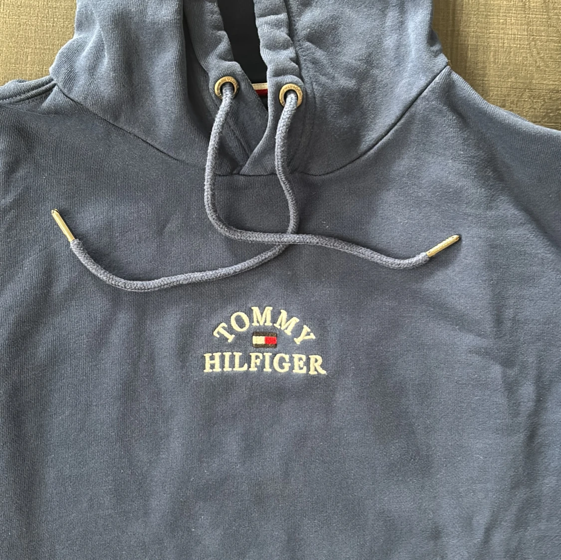Blå hoodie från Tommy Hilfiger M - 1