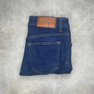 HELT NYA Tiger Of Sweden jeans. - Riktigt feta Tiger Of Sweden jeans. Storlek:31/30 (passar 29/30). Skick 10/10 (helt nya). Nypris ca 1300kr. Tveka inte på att höra av er vid minsta funderingar 😃