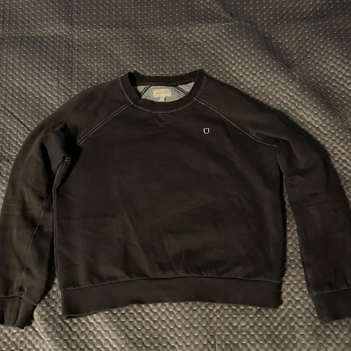 Svart sweatshirt från Brixton, S