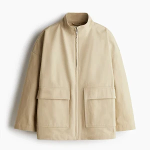 HM Beige jacka i canvas  - Intressekoll på denna populära slutsålda jacka från h&m! Perfekt till hösten! 