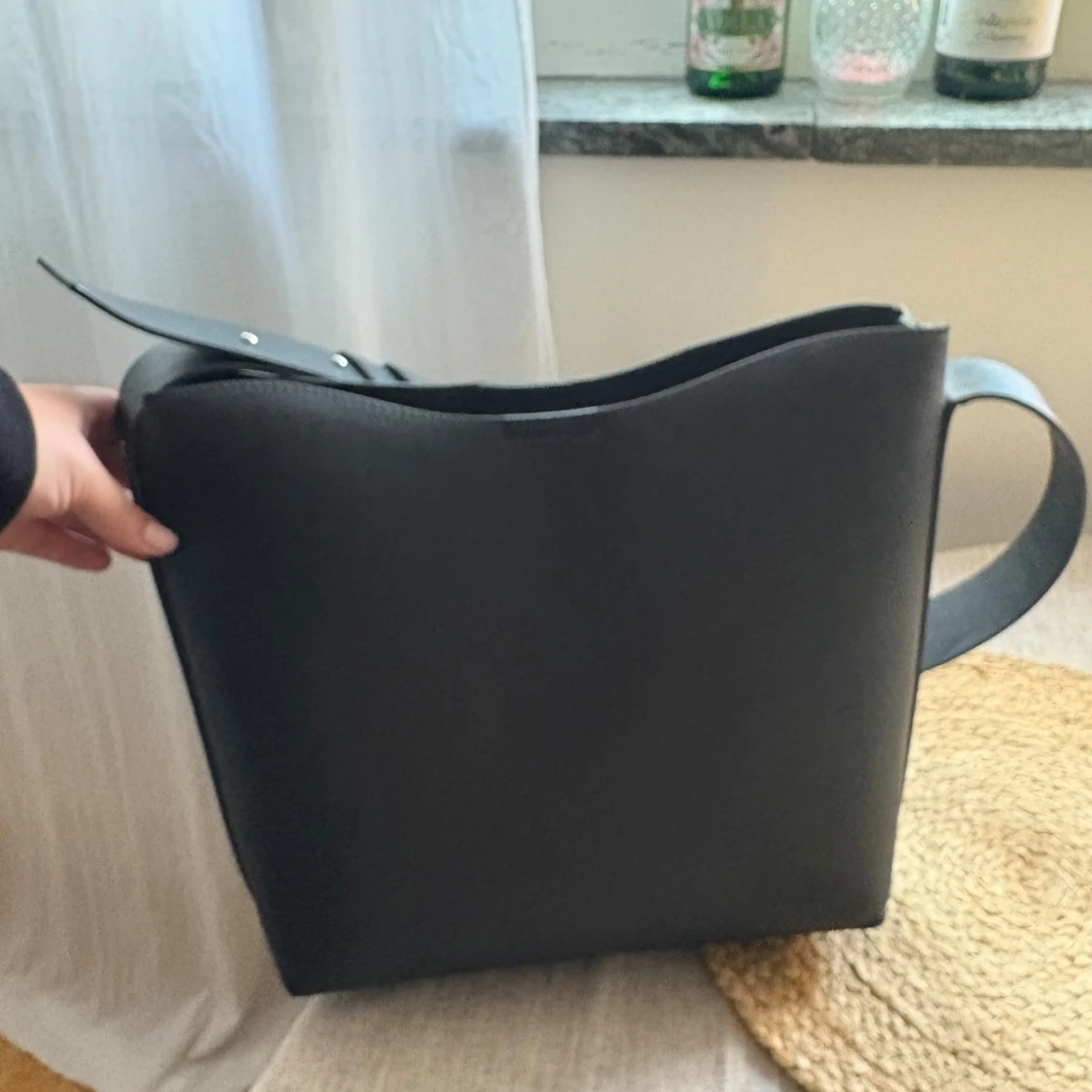 Svart axelväska - 1
