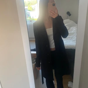 Långkappa  - Säljer min fina långkappa som ej kommer till användning längre. Jag är 162cm, hör av er vid frågor!☺️