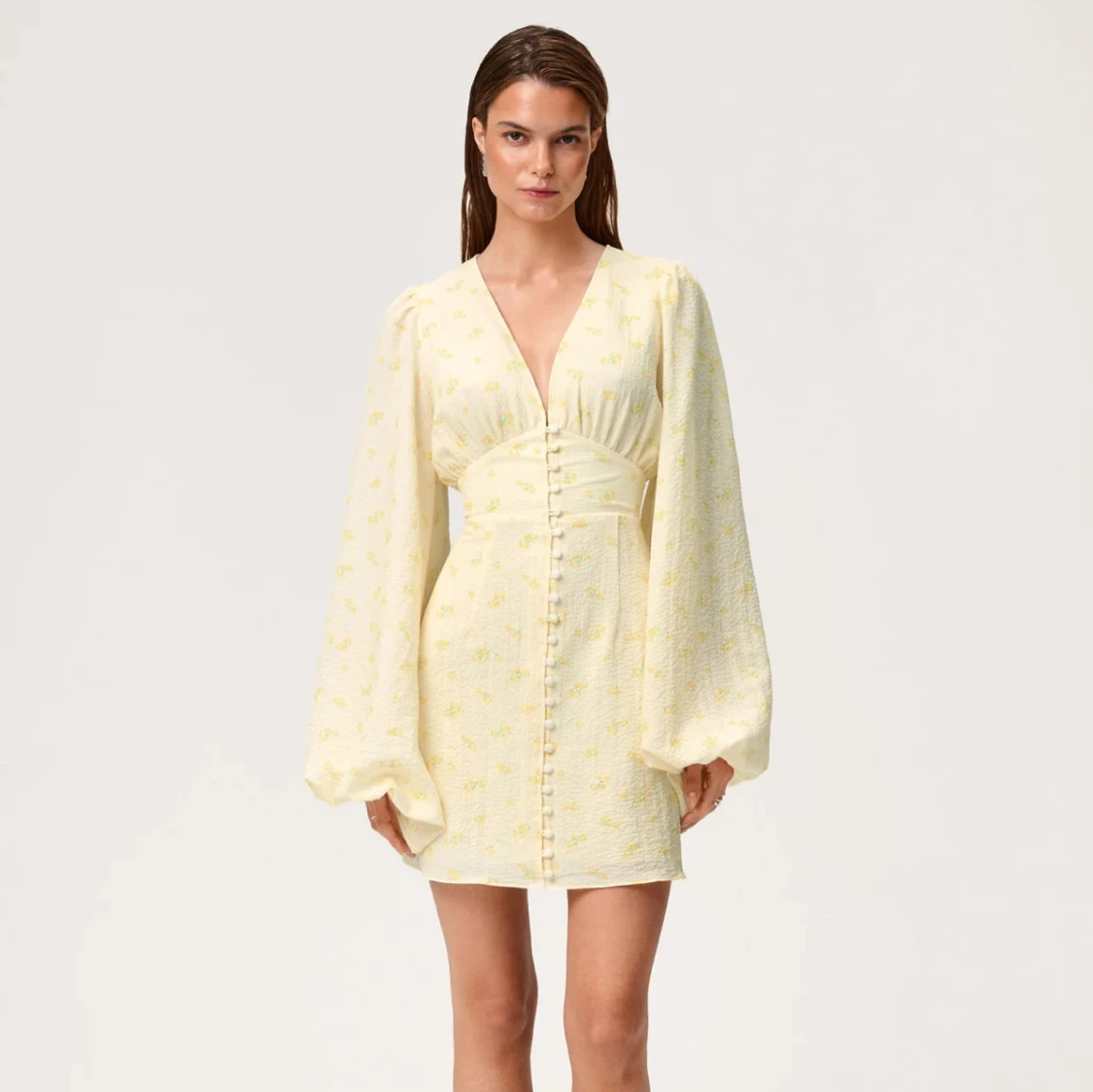 Gulblommig adoore klänning - 3