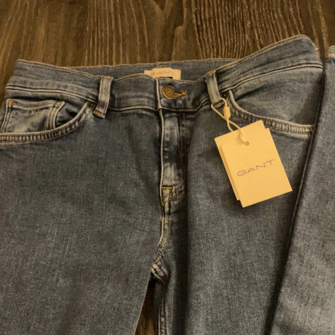 Bootcut jeans i mellanblå denim GANT