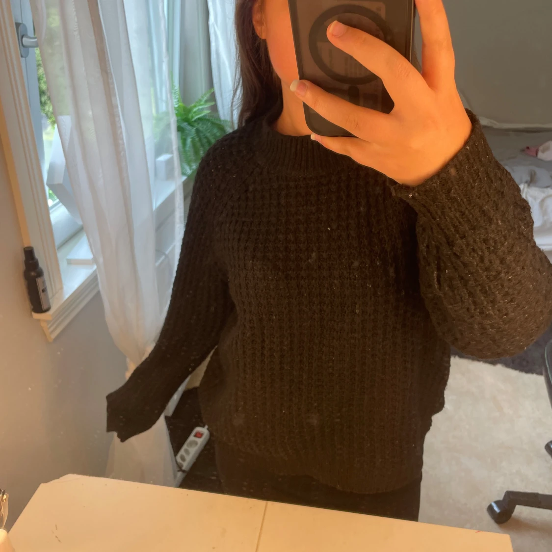 Svart stickad tröja från 157