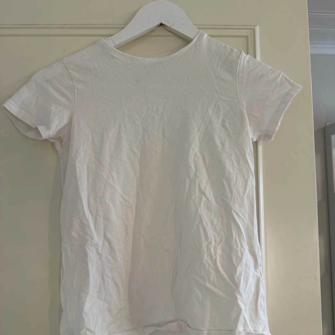 Vit basic t-shirt från 157