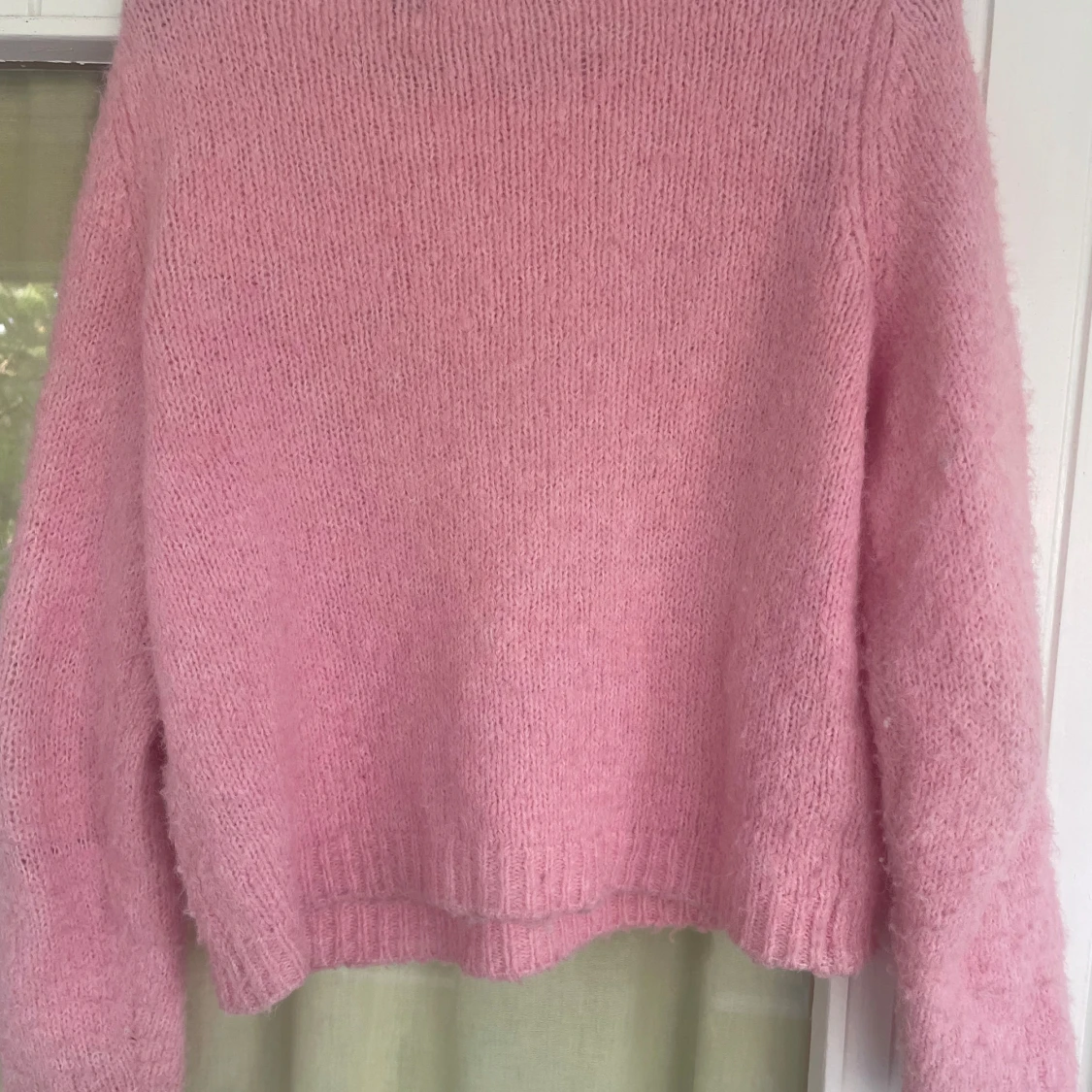 Ljusrosa stickad tröja - 2