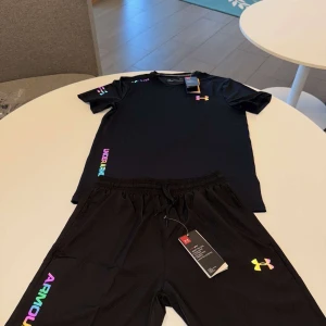 Under Armour Set - Storlek S