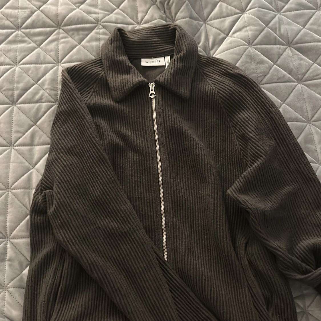 Brun manchesterjacka från Weekday XS