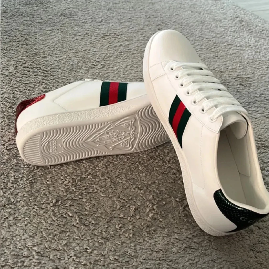 Gucci Ace vita sneakers med orm - 1