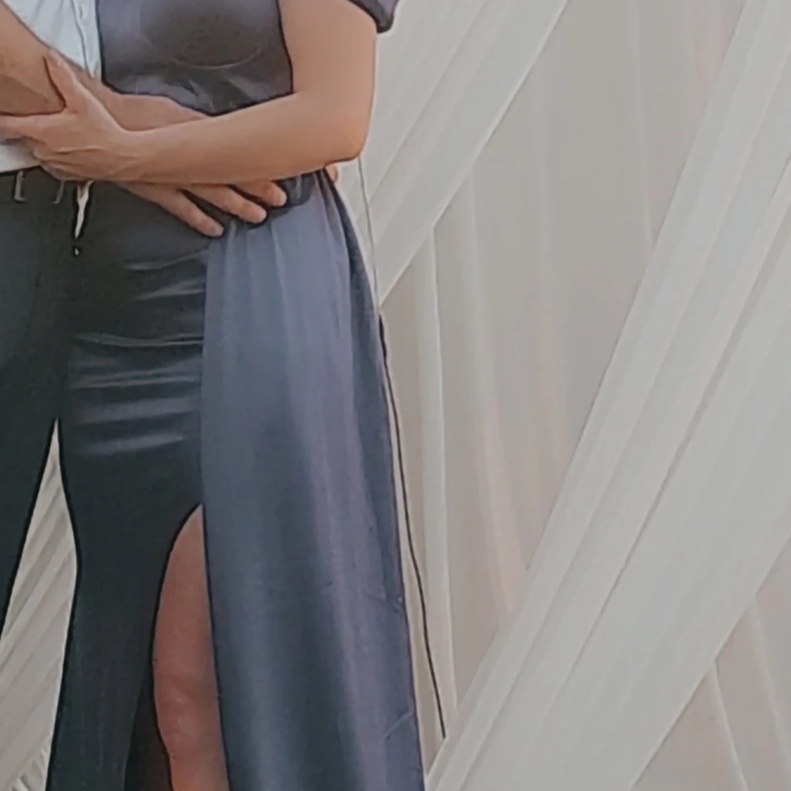 Mörkblå långklänning med slits