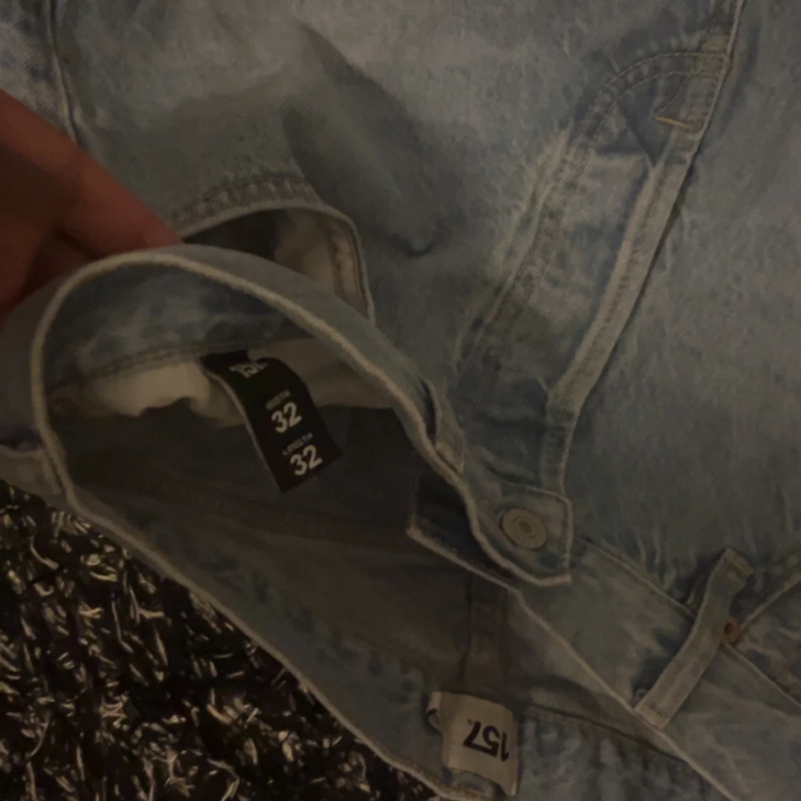 Ljusblå jeans från Lager 157 [PRIS KAN DISKUTERAS] Har knappt använt jeansen…. - 4