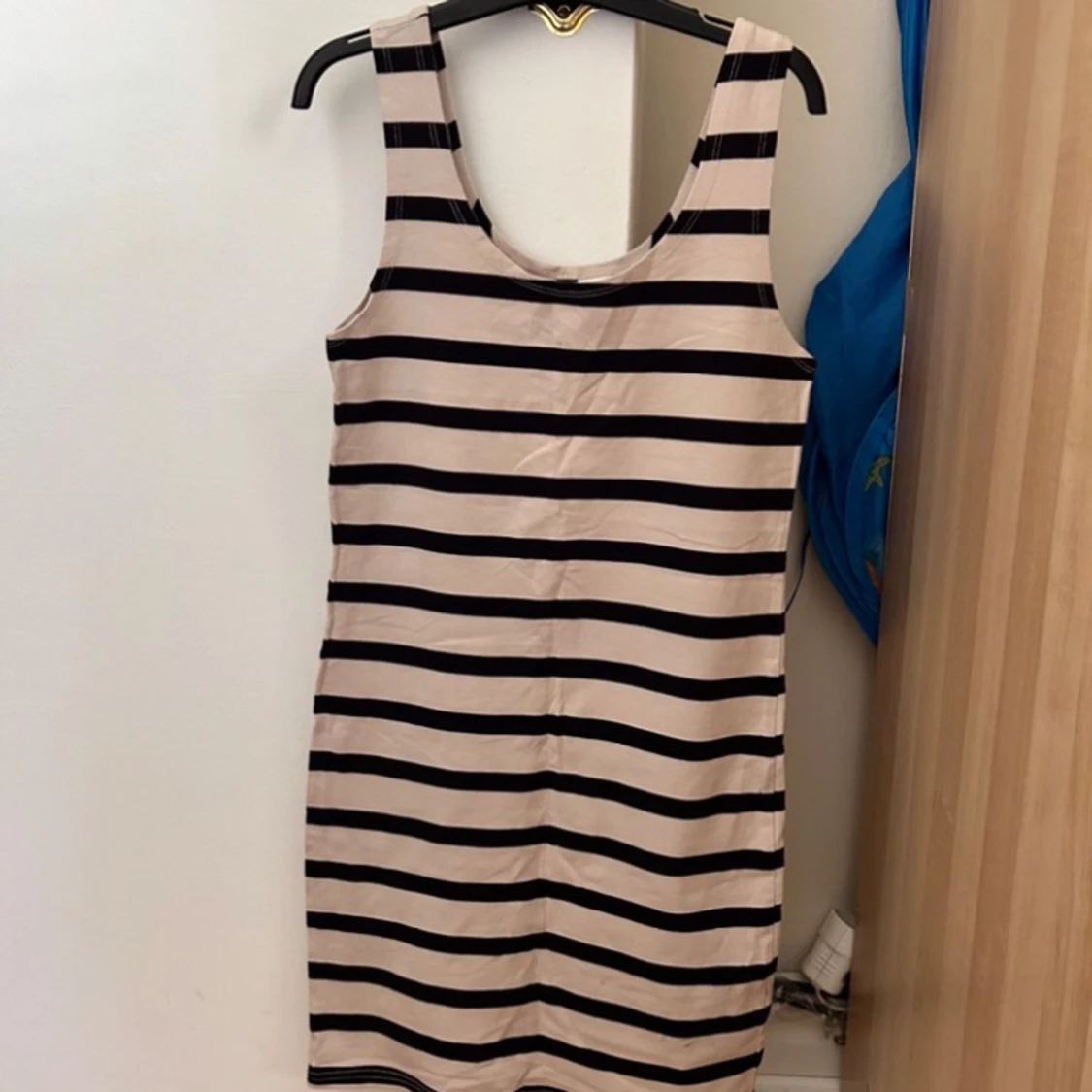 Randig kortklänning från H&M Divided