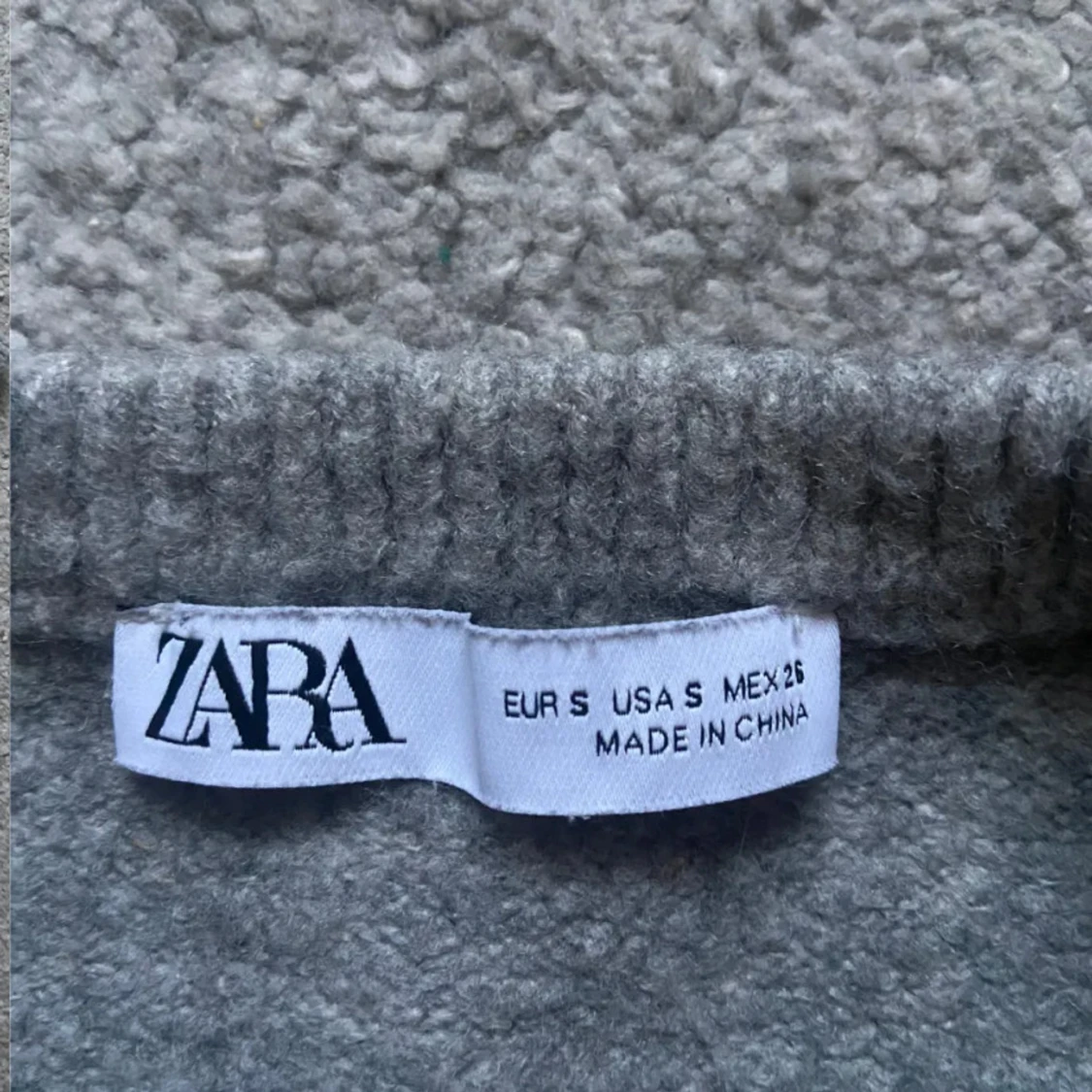 Grå stickad kortärmad tröja Zara - 1