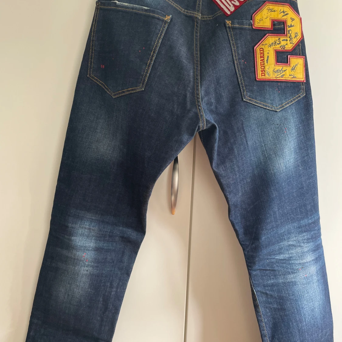 Dsquared2 blå jeans med patch - 1