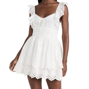 Klänning For Love & Lemons - Endast använd vid ett tillfälle!! Perfekt nu till midsommar💓💓