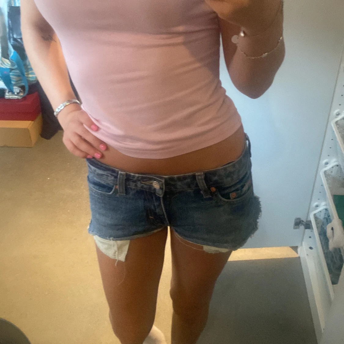 Lågmidjade jeansshorts 