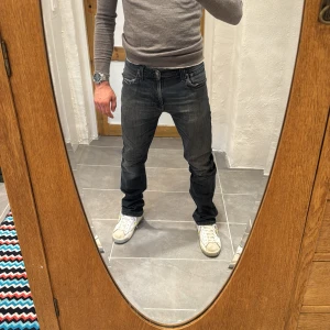 Nudie jeans  - Ett par riktigt snygga jeans från nudie i storlek W30 L32 