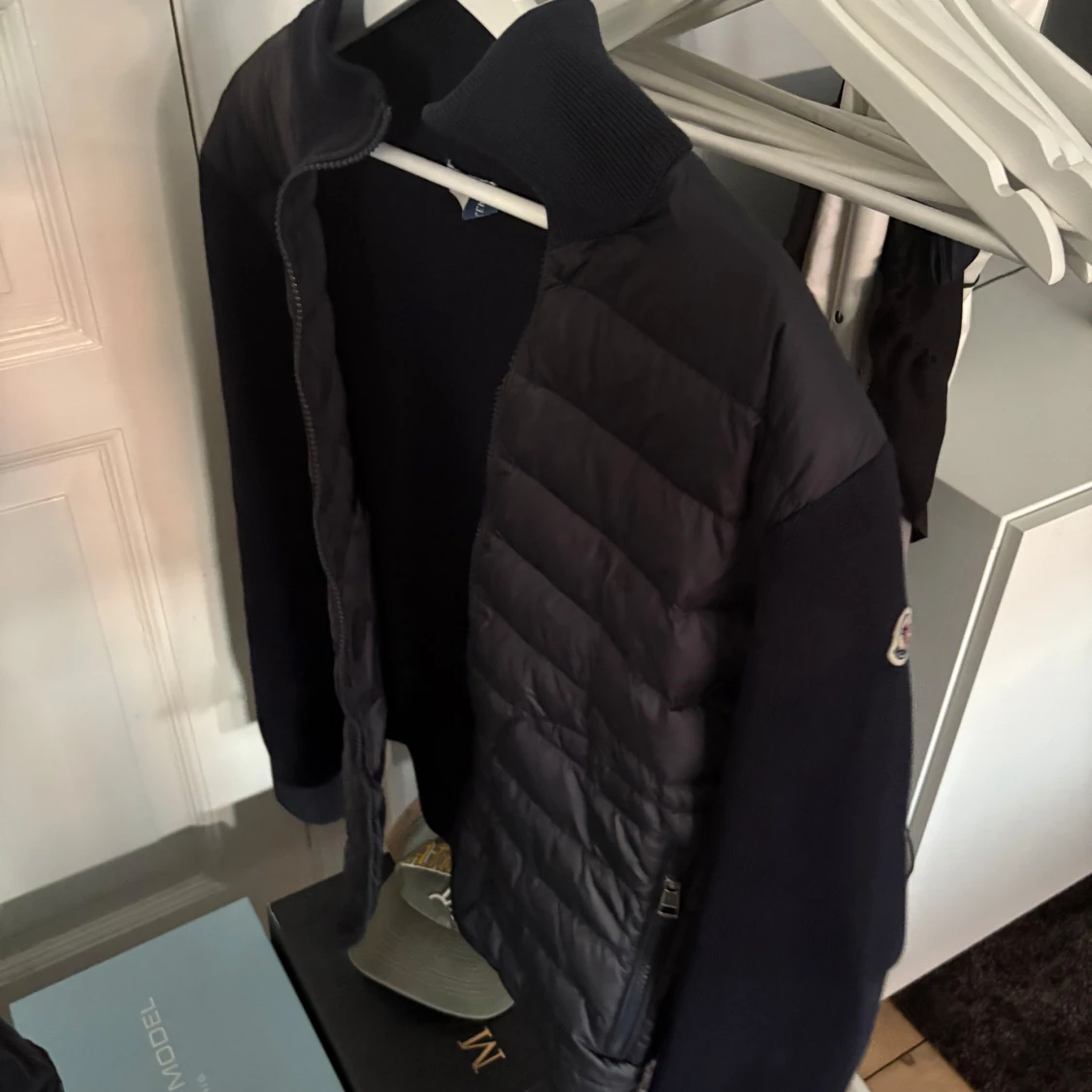 Mörkblå Moncler cardigan jacka