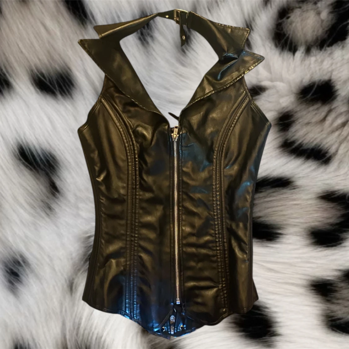 Svart lack korsett - 1