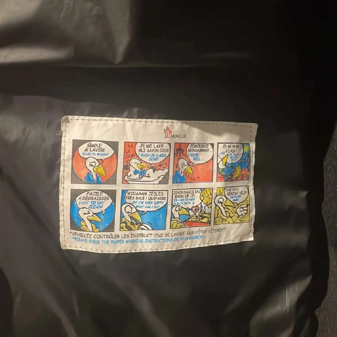 Svart pufferjacka från Moncler - 2