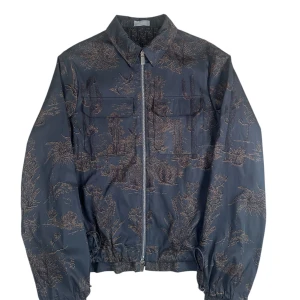 Christian Dior  - Christian Dior X travis Scott. Passar S/M skick 9/10. Pris 9890 finns att köpa på Fashionels.com