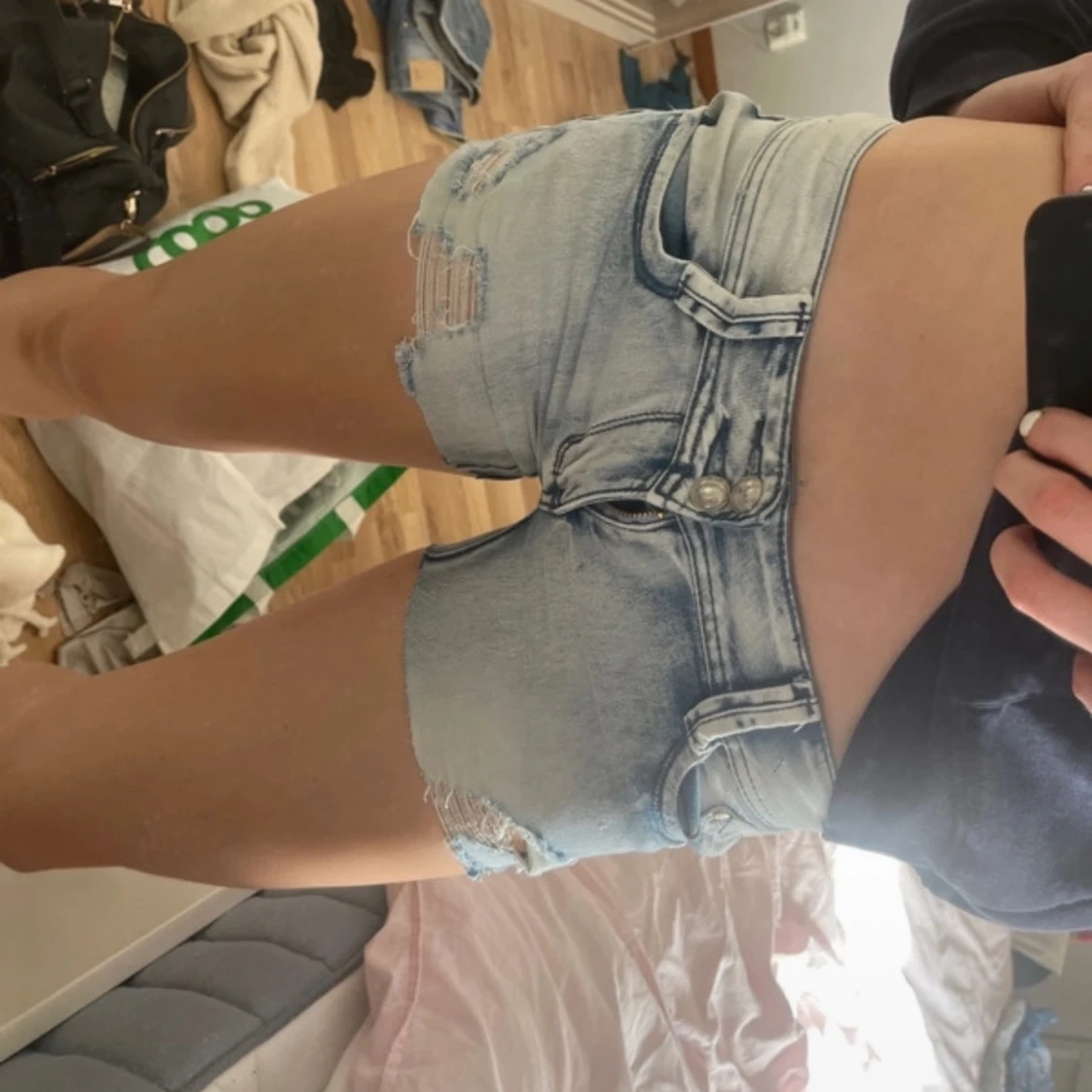 Lågmidjade jeansshorts 
