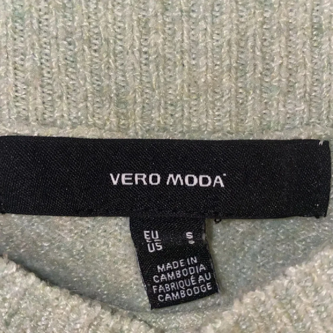 Ljusgrön stickad tröja från Vero Moda - 1