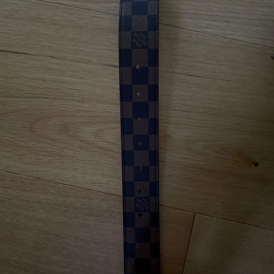 L0UIS VUITT0N bälte - 2