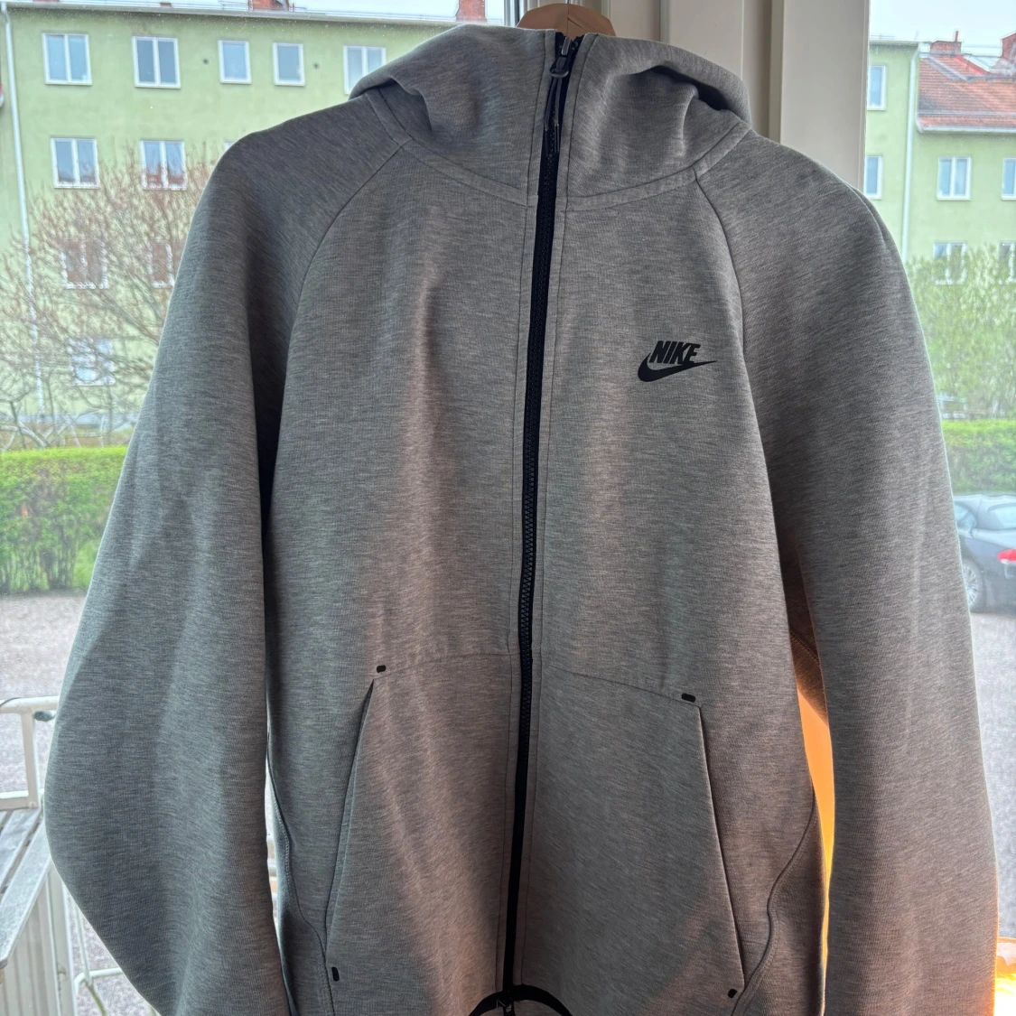 Nike Tech Fleece Hoodie Grå