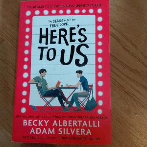 Here's to us - Uppföljare till boken "What if it's us" skriven av Becky Albertalli och Adam Silvera. Bra skick då den mest suttit i bokhyllan.