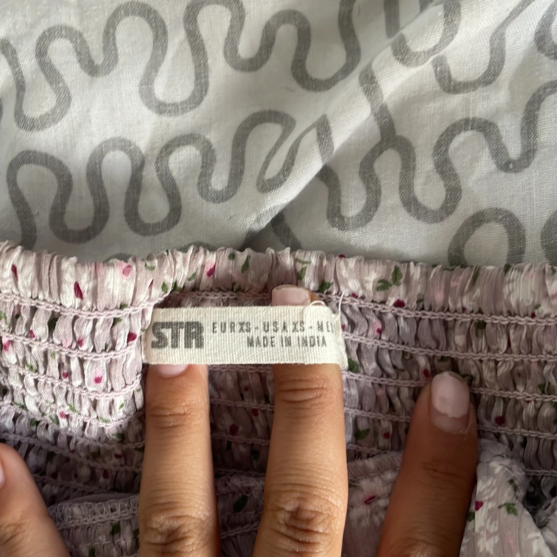 Blommig volangkjol från STR - 2