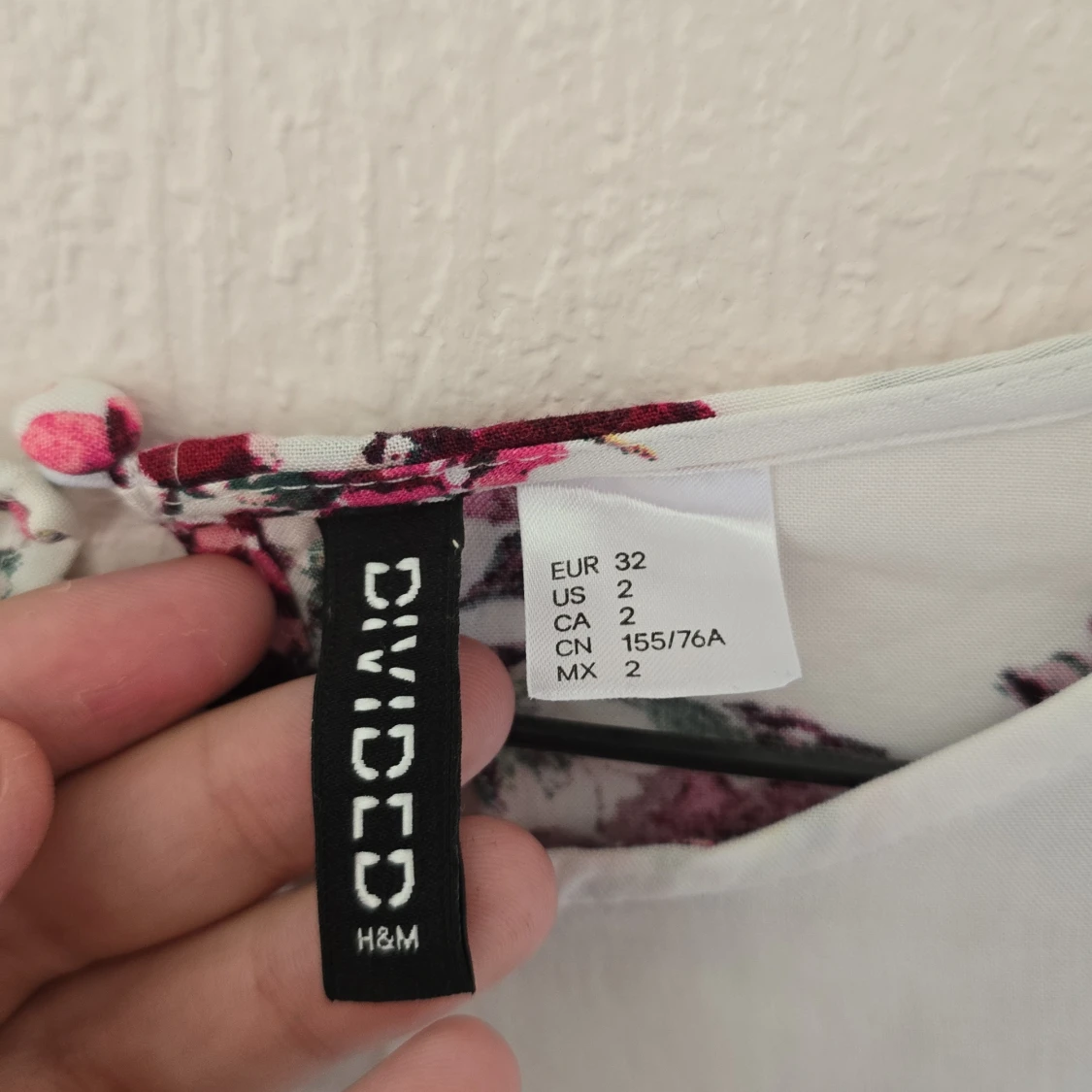 Blommig kortklänning från H&M Divided - 2