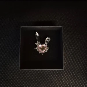 Kanin ring silver  - GRATIS GÅVA MED VARGE ORDER!! Supertrendig stockholmsstil tjejer, ring silver. Vinter ring smycke. Gjord av stål, jag svarar och skickar alltid snabbt!