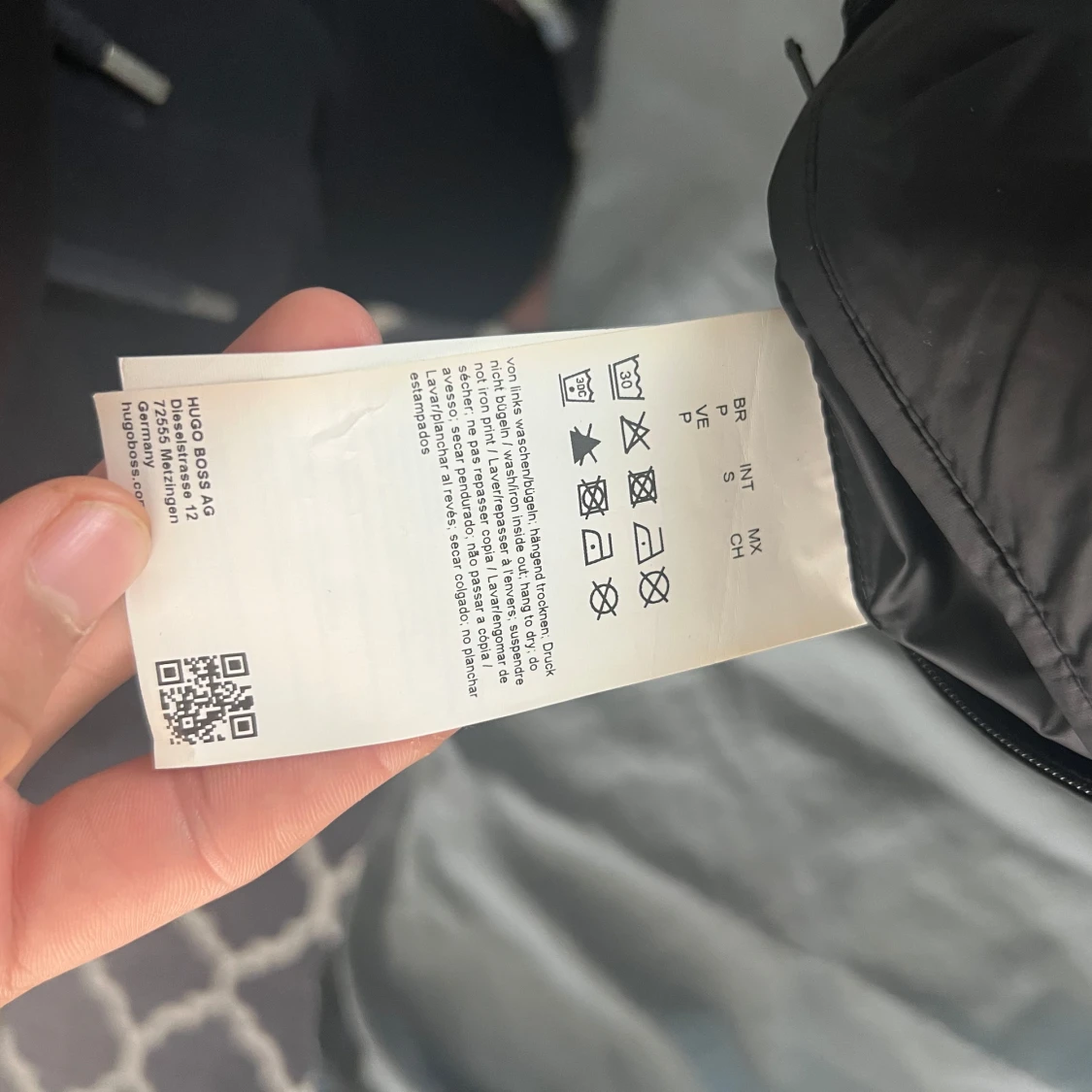 Svart dunväst från Hugo Boss - 3