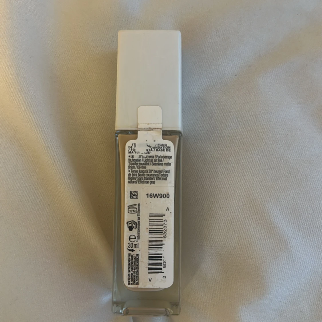 Super stay foundation - 1